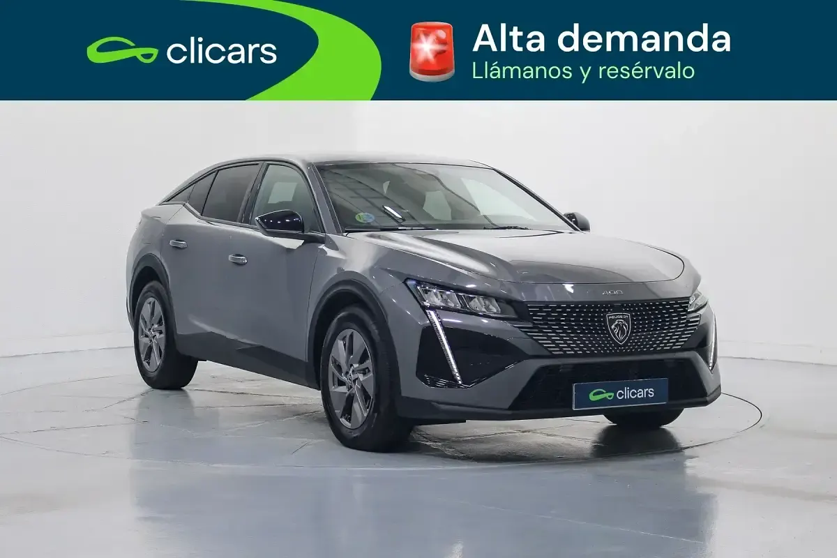 Usado Peugeot 408 Allure 136 CV (100 kW) 2025 Gris SUV