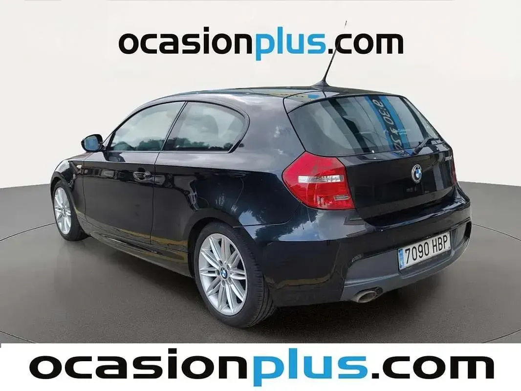 Usado BMW 116 116 CV (85 kW) 2011 Negro Utilitario