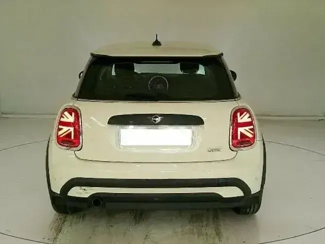 Usado Mini ONE 102 CV (75 kW) 2022 Blanco Utilitario
