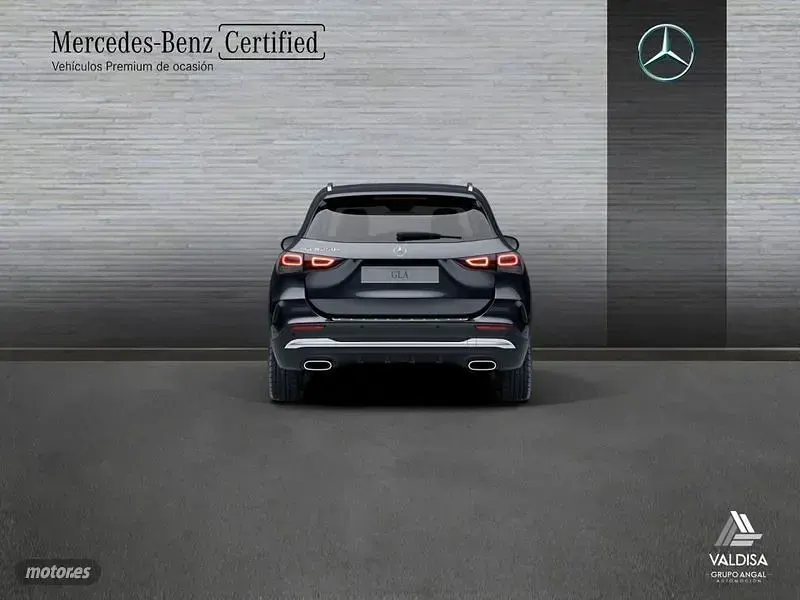 Usado Mercedes GLA250 AMG line 160 CV (117 kW) 2022 Negro SUV