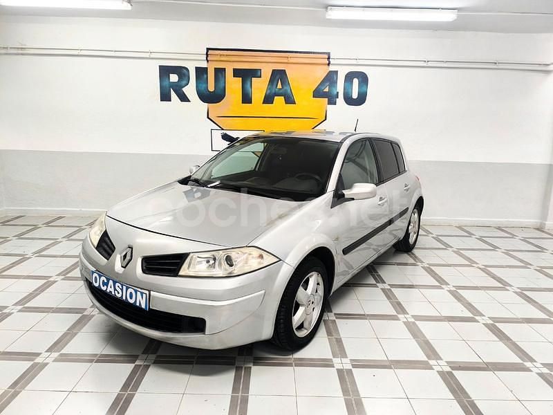 Gris / plata Usado 2007 Renault Mégane II Authentique Berlina | 3990 € (Precio justo) - Imagen 1/4