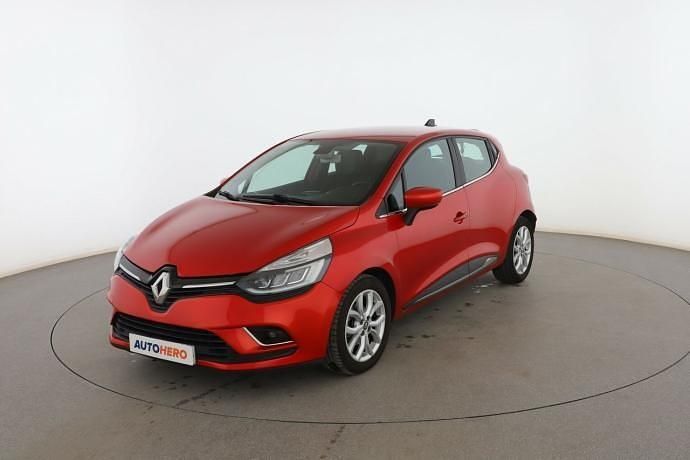 Usado Renault Clio IV Zen 118 CV (86 kW) 2018 Rojo Berlina