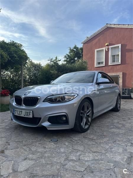Gris / plata Usado 2017 BMW 230 Coupe | 25.900 € - Imagen 1/4
