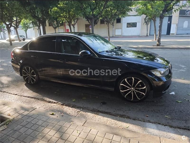 Negro Usado 2006 BMW 320 Berlina | 8000 € (Precio justo) - Imagen 1/4