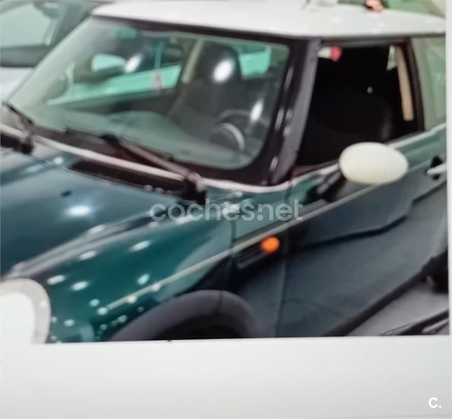 Usado Mini ONE 90 CV (66 kW) 2002 Verde Utilitario