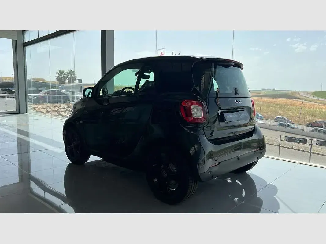 Usado Smart ForTwo Coupé 60 kW (82 CV) 2020 Negro Coupe