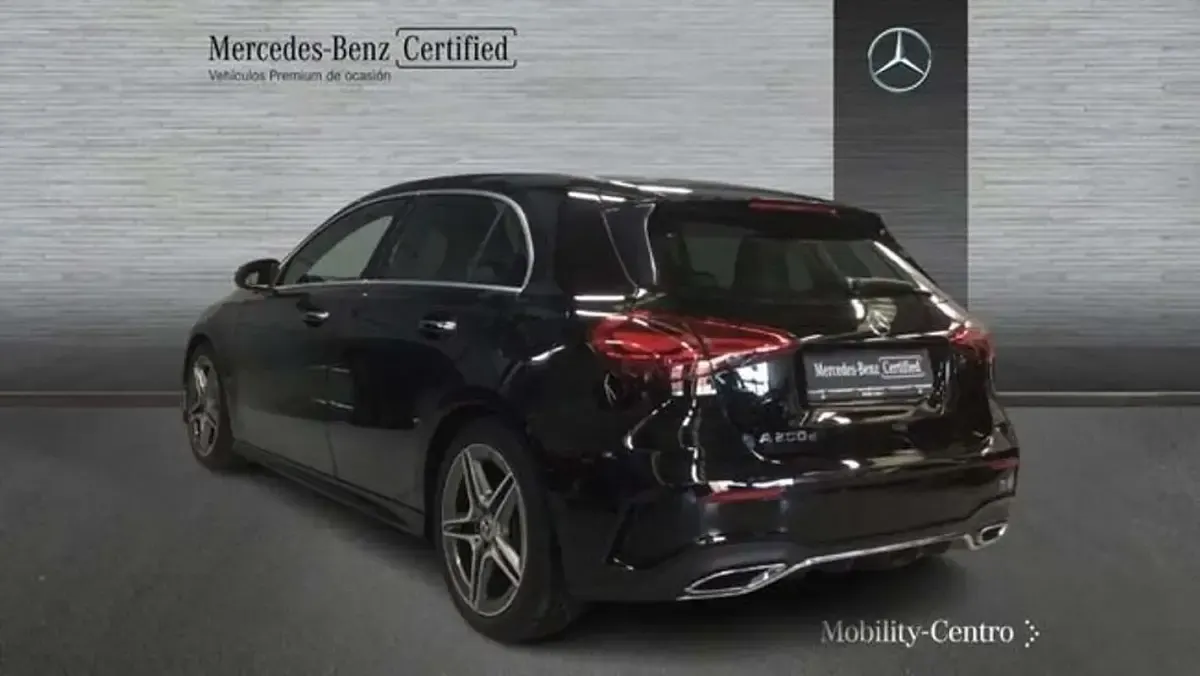 Usado Mercedes A220 151 CV (111 kW) 2024 Negro Berlina