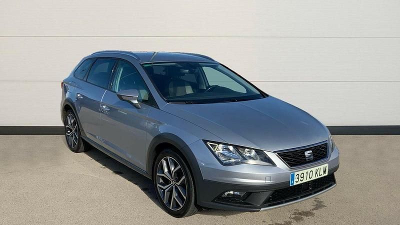 Gris / plata Usado 2018 Seat Leon 4Drive Familiar | 18.300 € (Un poco caro) - Imagen 1/4