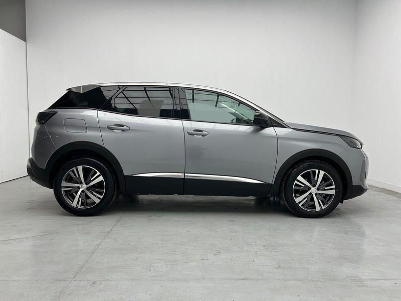 Usado Peugeot 3008 Allure 130 CV (95 kW) 2022 Gris SUV