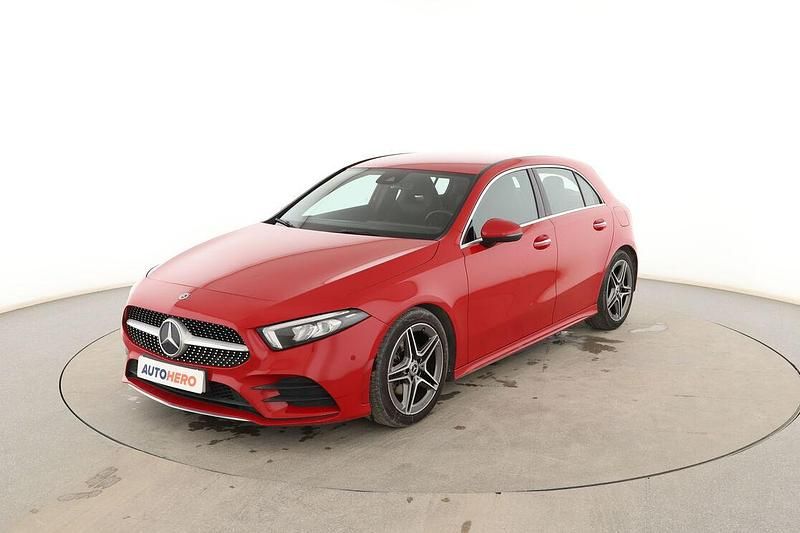 Usado Mercedes A180 115 CV (84 kW) 2018 Rojo Utilitario
