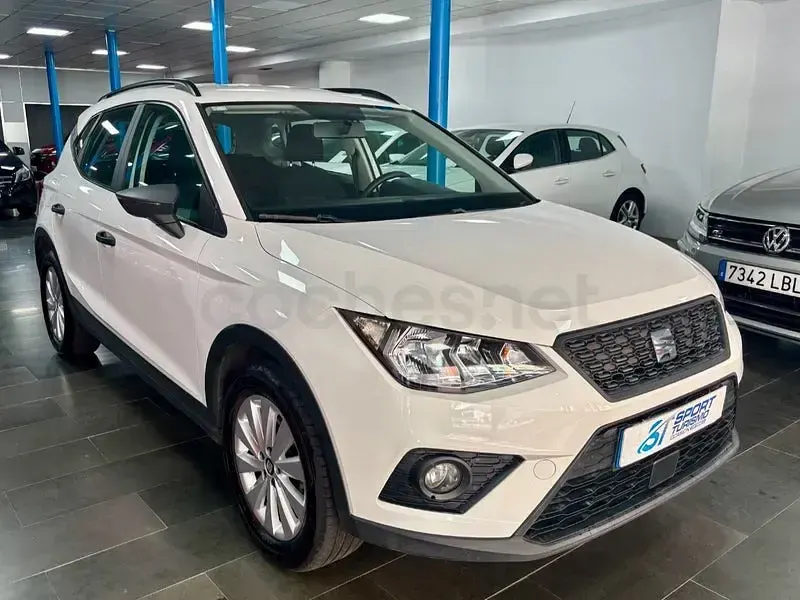 Usado Seat Arona Reference 95 CV (69 kW) 2021 Blanco SUV