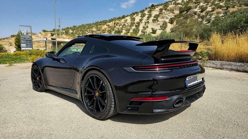 Negro Usado 2020 Porsche 911 Carrera 4S Coupe | 139.900 € (Precio justo) - Imagen 1/4