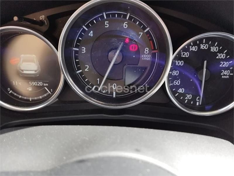 Usado Mazda MX5 Luxury 131 HP (96 kW) 2017 Preto Cabrios