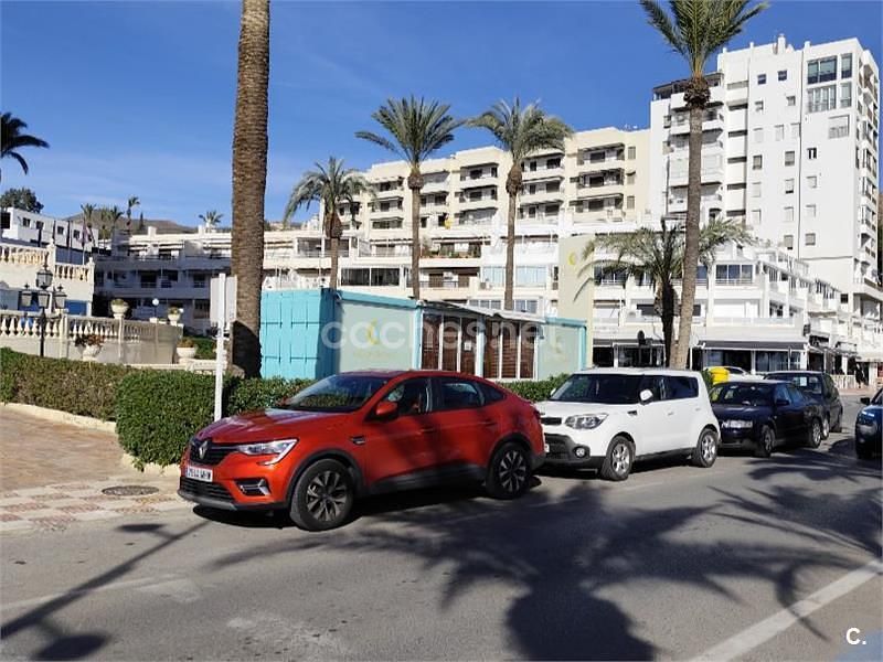 Usado Renault Arkana Equilibre 140 CV (102 kW) 2022 Granate SUV