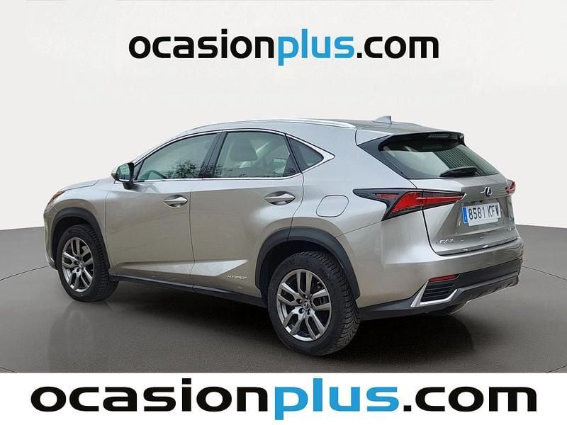 Usado Lexus NX300h Business Edition 197 CV (144 kW) 2017 Gris plata SUV
