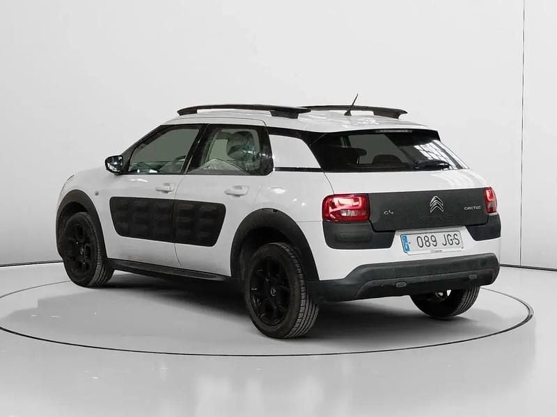 Usado Citroën C4 Cactus Feel 82 CV (60 kW) 2015 Blanco Utilitario