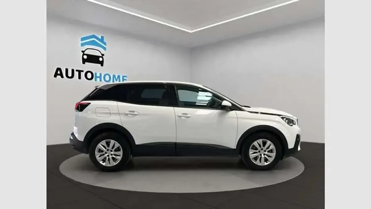 Usado Peugeot 3008 Active 131 CV (96 kW) 2019 Blanco SUV