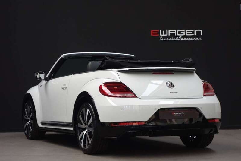 Usado VW Beetle Cabriolet R-line 150 CV (110 kW) 2018 Blanco Descapotable