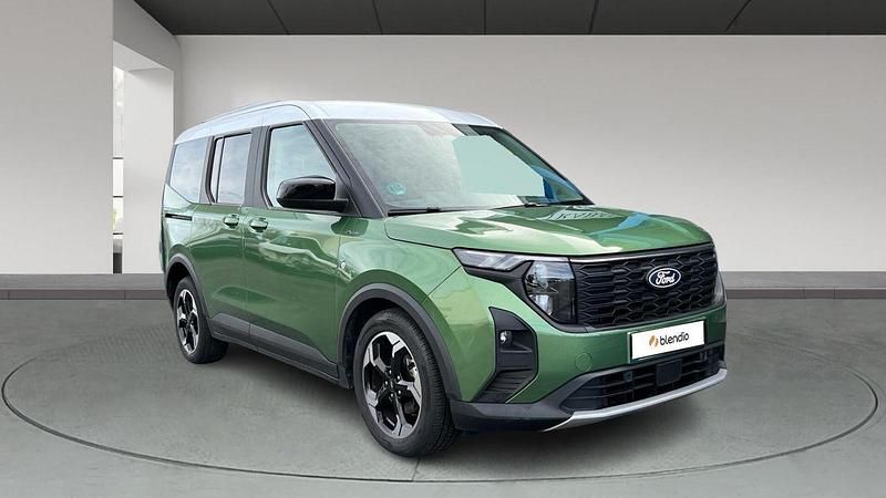 Usado Ford Tourneo Courier Active 125 CV (91 kW) 2024 Verde Monovolumen