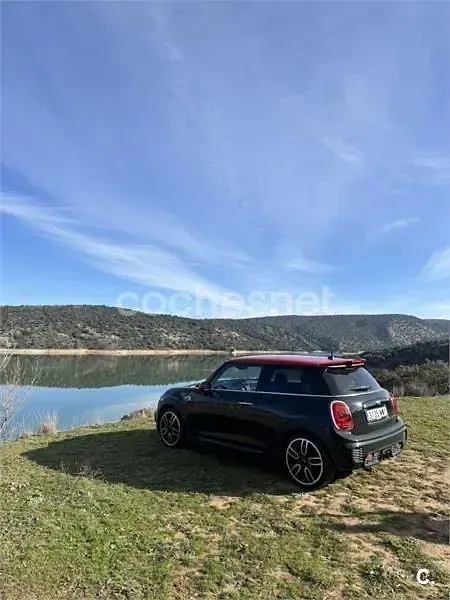 Usado Mini John Cooper Works 231 CV (169 kW) 2017 Verde Utilitario