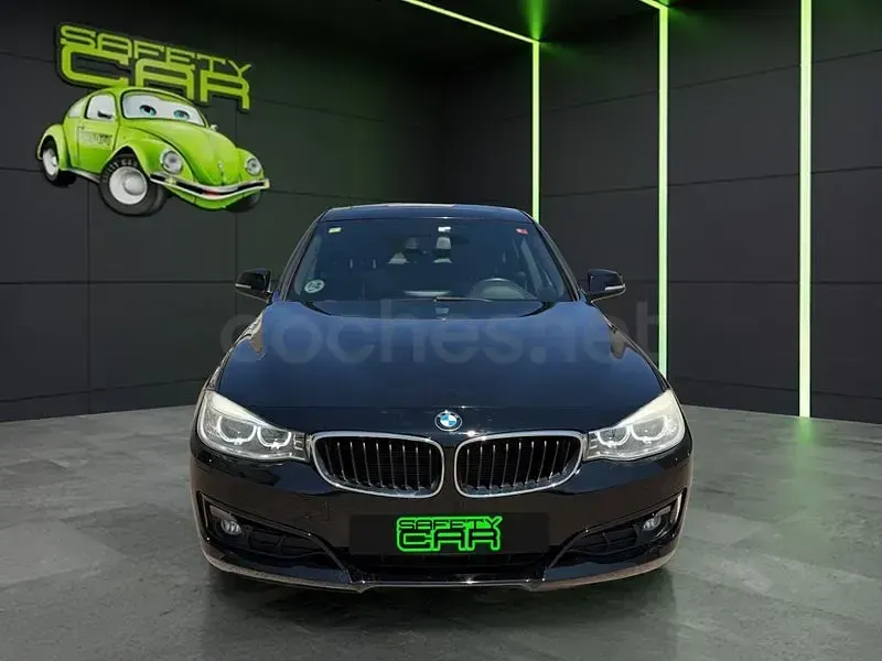 Usado BMW 318 Comfort Edition 143 CV (105 kW) 2013 Negro Berlina
