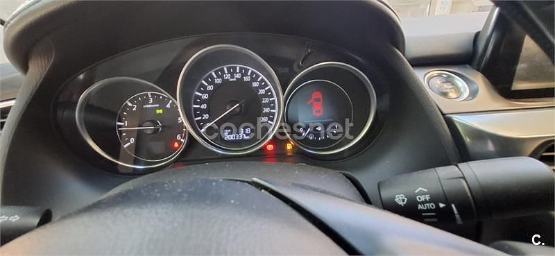 Gris / plata Usado 2015 Mazda 6 Style Berlina | 8500 € (Buen precio) - Imagen 1/4