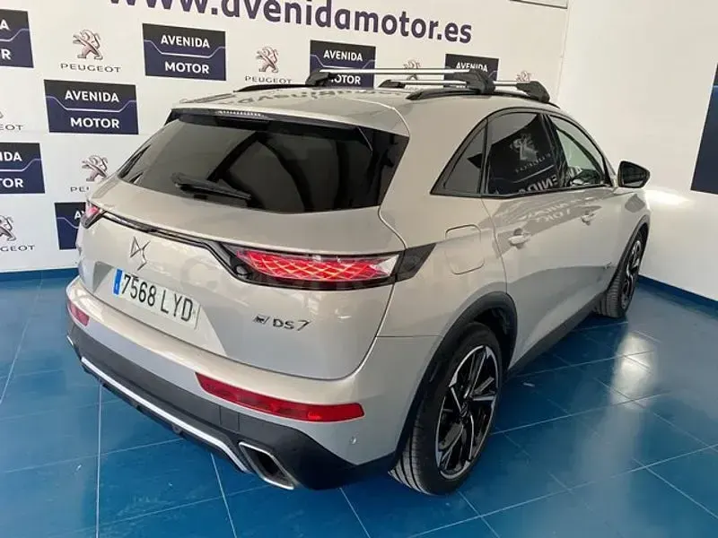 Usado DS Automobiles DS7 Crossback 300 CV (220 kW) 2022 Beige SUV