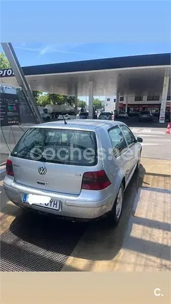 Usado VW Golf IV Advance 110 CV (80 kW) 2002 Gris / plata Berlina