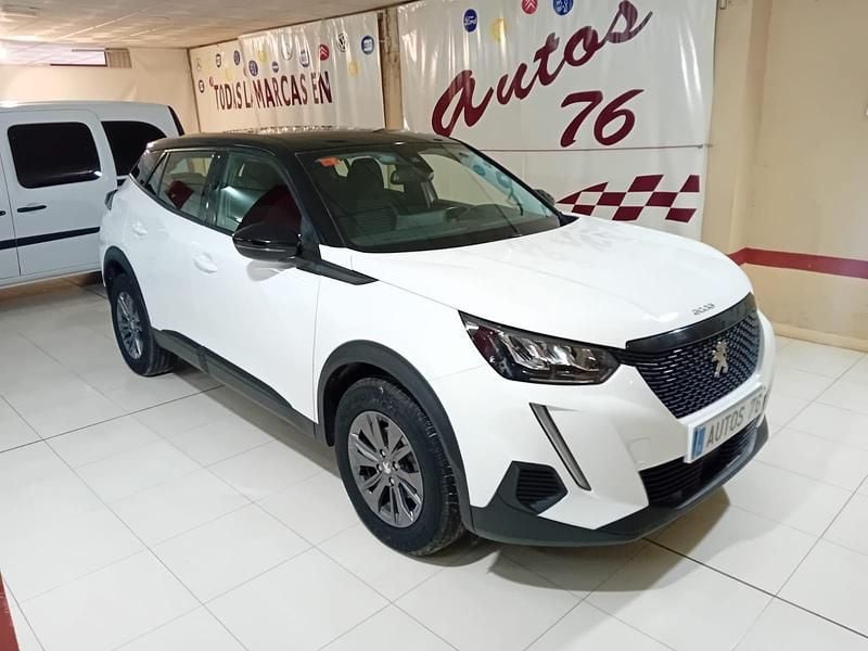 Usado Peugeot 2008 Active 110 CV (80 kW) 2021 Blanco SUV