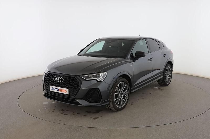Gris Usado 2021 Audi Q3 Sportback Sport SUV | 36.199 € (Caro) - Imagen 1/3