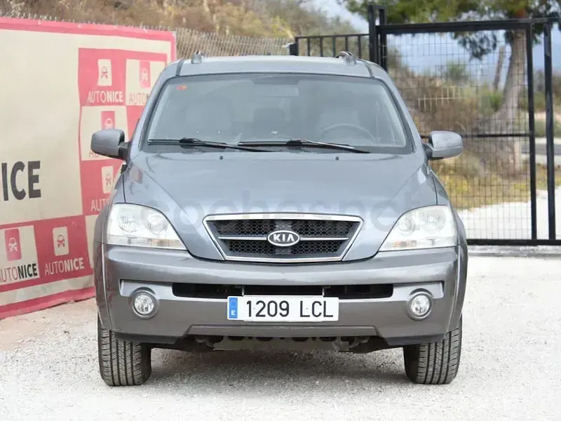 Usado Kia Sorento EX 140 CV (102 kW) 2005 Gris / plata SUV