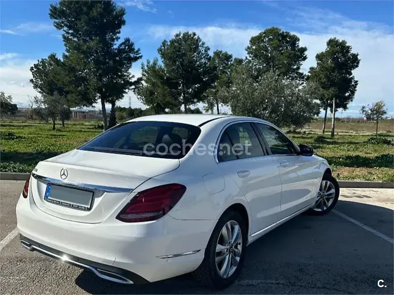 Usado Mercedes C180 Avantgarde 156 CV (114 kW) 2015 Blanco Berlina