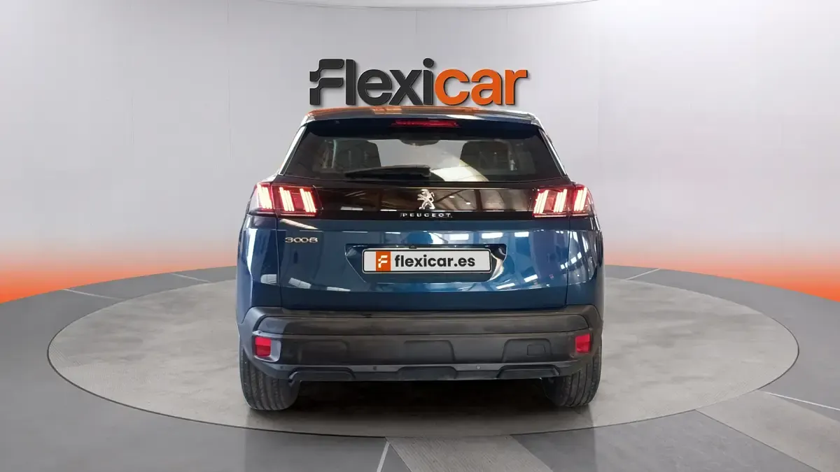 Usado Peugeot 3008 Active 131 CV (96 kW) 2022 Azul SUV