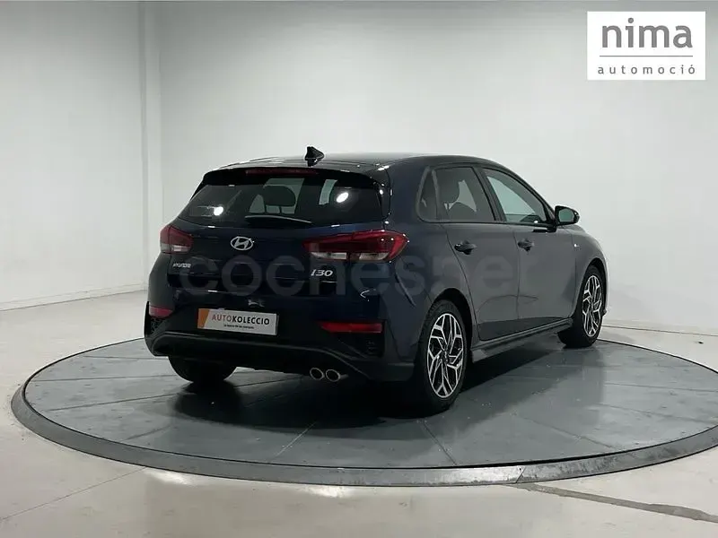 Usado Hyundai i30 N Line 100 CV (73 kW) 2025 Azul Berlina