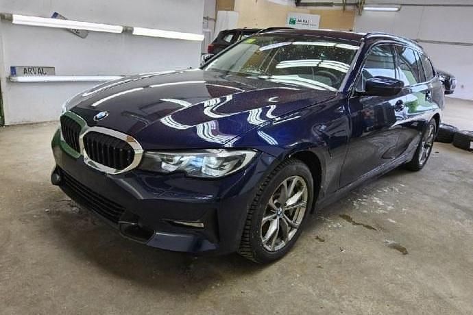 Usado 2021 BMW 330 Comfort Edition Familiar | 24.850 € (Buen precio) - Imagen 1/4