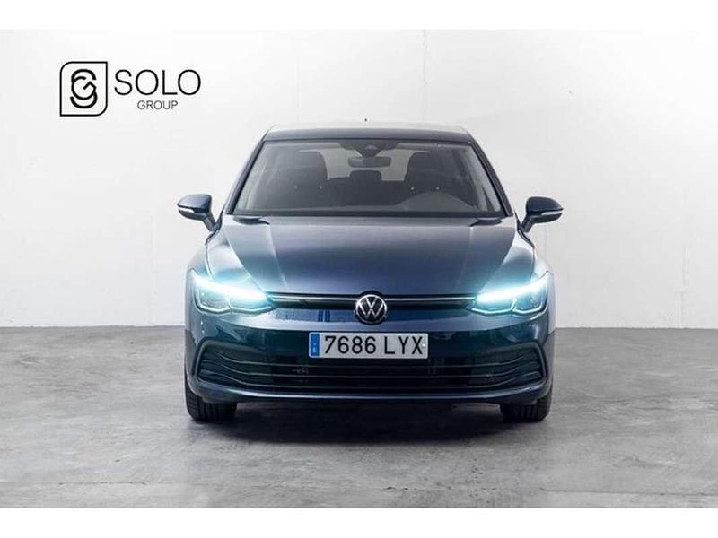 Usado VW Golf VIII Life 110 CV (80 kW) 2022 Azul Utilitario