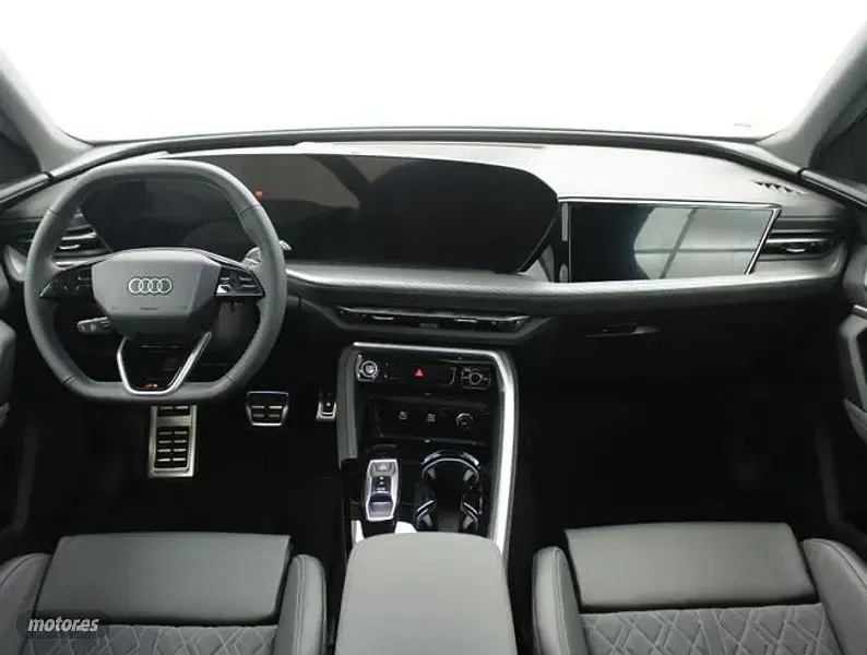 Usado Audi Q5 Sportback S-Line 204 CV (150 kW) 2025 Gris SUV