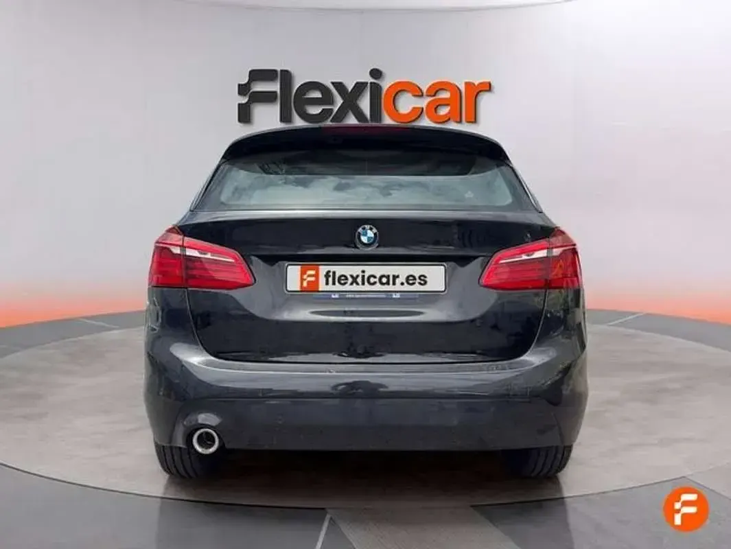 Usado BMW 216 116 HP (85 kW) 2018 Azul Monovolume