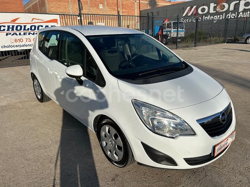 Usado Opel Meriva Excellence 110 CV (80 kW) 2014 Blanco Monovolumen