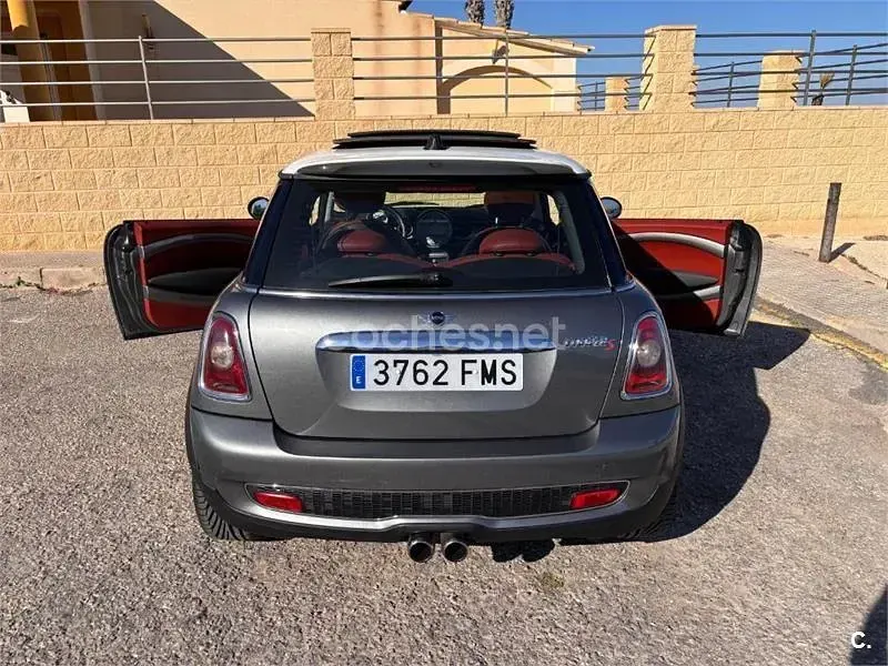 Usado Mini Cooper S 175 CV (128 kW) 2007 Gris / plata Utilitario