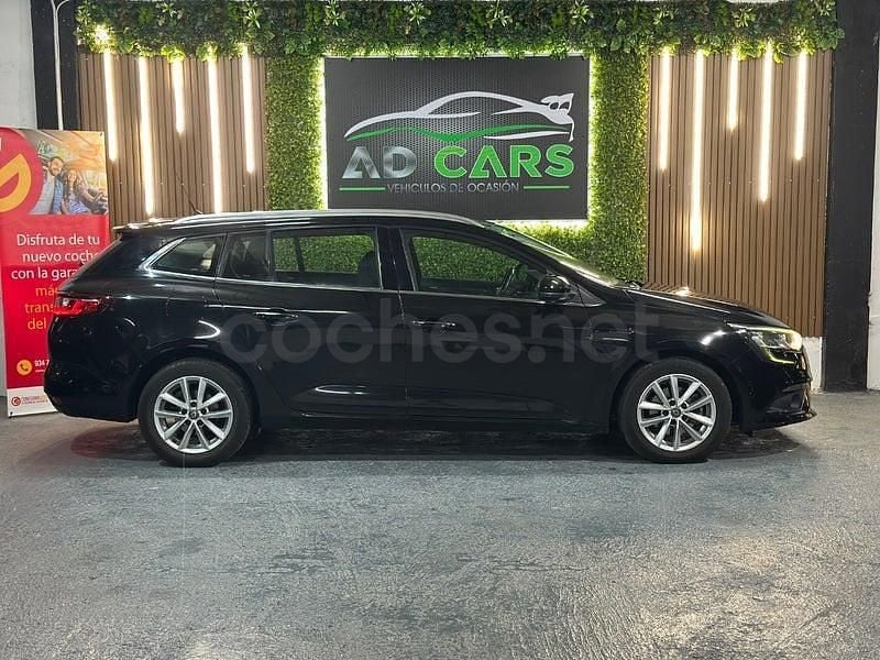 Usado Renault Mégane GrandTour Business 110 CV (80 kW) 2018 Negro Familiar