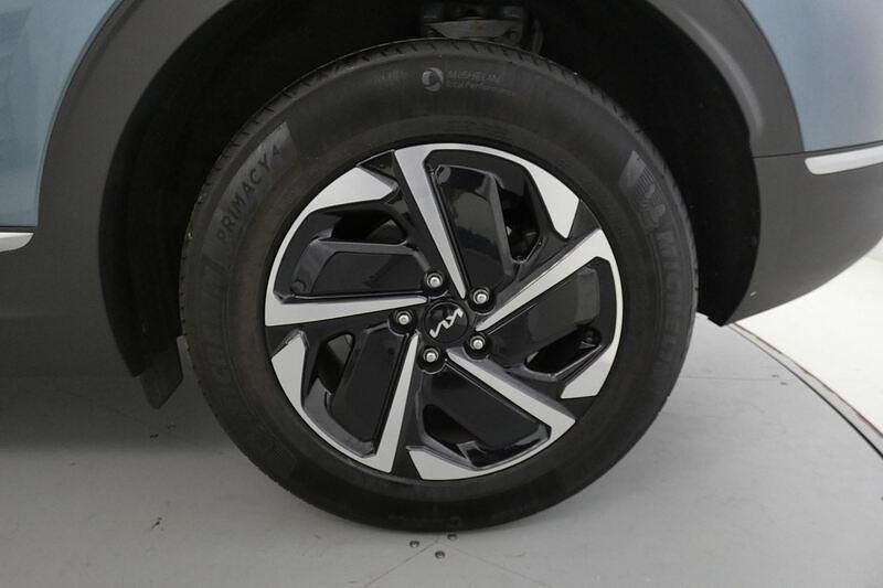 Usado Kia Sportage 162 CV (119 kW) 2024 Gris SUV