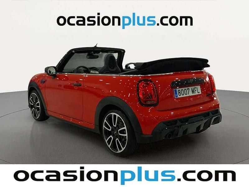 Usado Mini Cooper Cabriolet 136 CV (100 kW) 2023 Rojo Descapotable