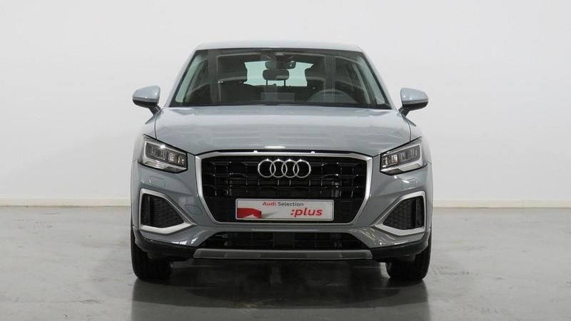 Usado Audi Q2 Advanced Plus 150 CV (110 kW) 2023 Gris flecha efecto perla SUV
