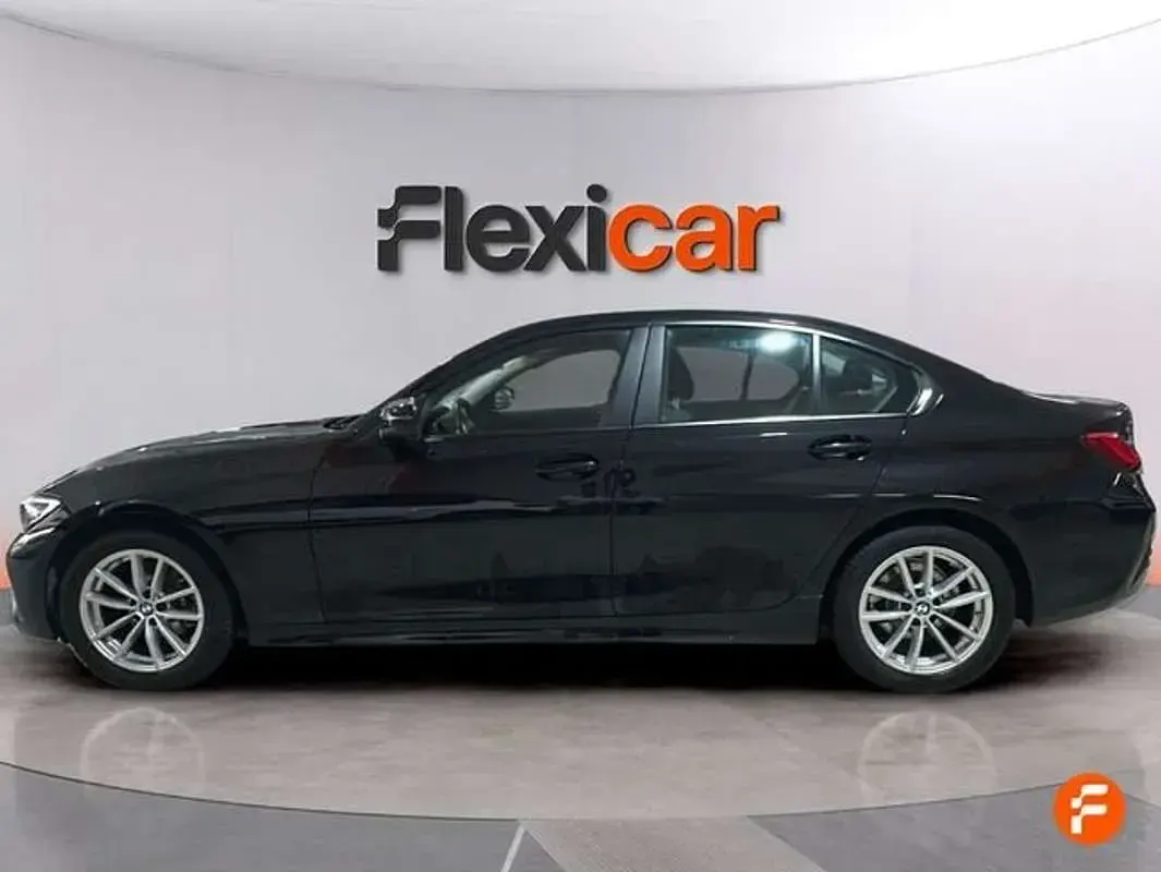 Usado BMW 318 150 CV (110 kW) 2019 Negro Berlina