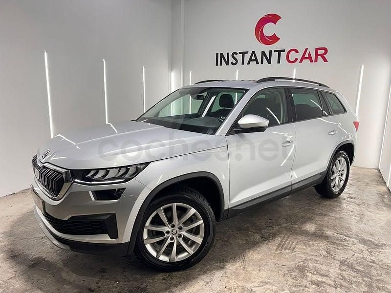 Usado Skoda Kodiaq Ambition 150 CV (110 kW) 2024 Gris / plata SUV