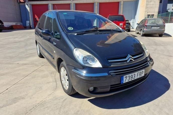 Gris Usado 2007 Citroën Xsara Picasso Monovolumen | 4399 € (Precio justo) - Imagen 1/4