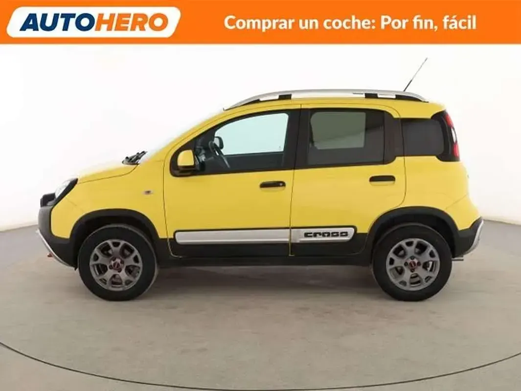 Usado Fiat Panda Cross Cross 95 CV (69 kW) 2017 Amarillo Utilitario
