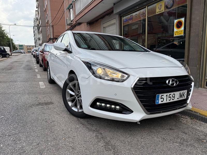 Blanco Usado 2016 Hyundai i40 Berlina | 11.380 € - Imagen 1/4