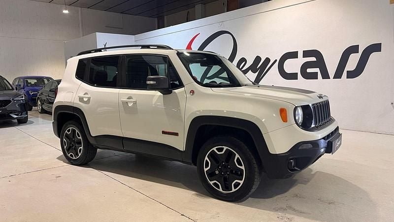 Blanco Usado 2016 Jeep Renegade Trailhawk SUV | 11.990 € (Precio justo) - Imagen 1/4